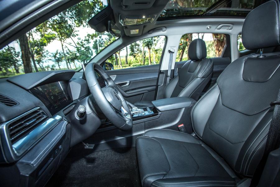 Интерьер BYD Song Pro DM (SA2) 2019 года  (фото 11 из 25)